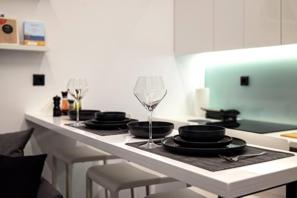 Poem Apartment Kos Town Luaran gambar
