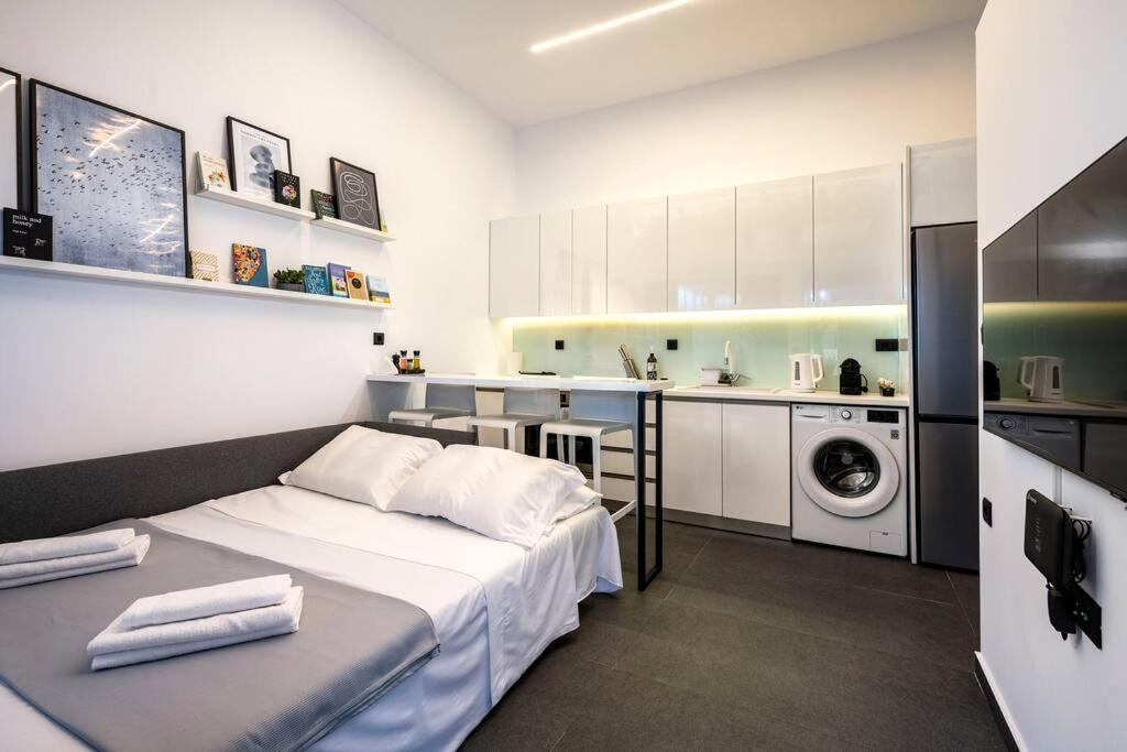 Poem Apartment Kos Town Luaran gambar