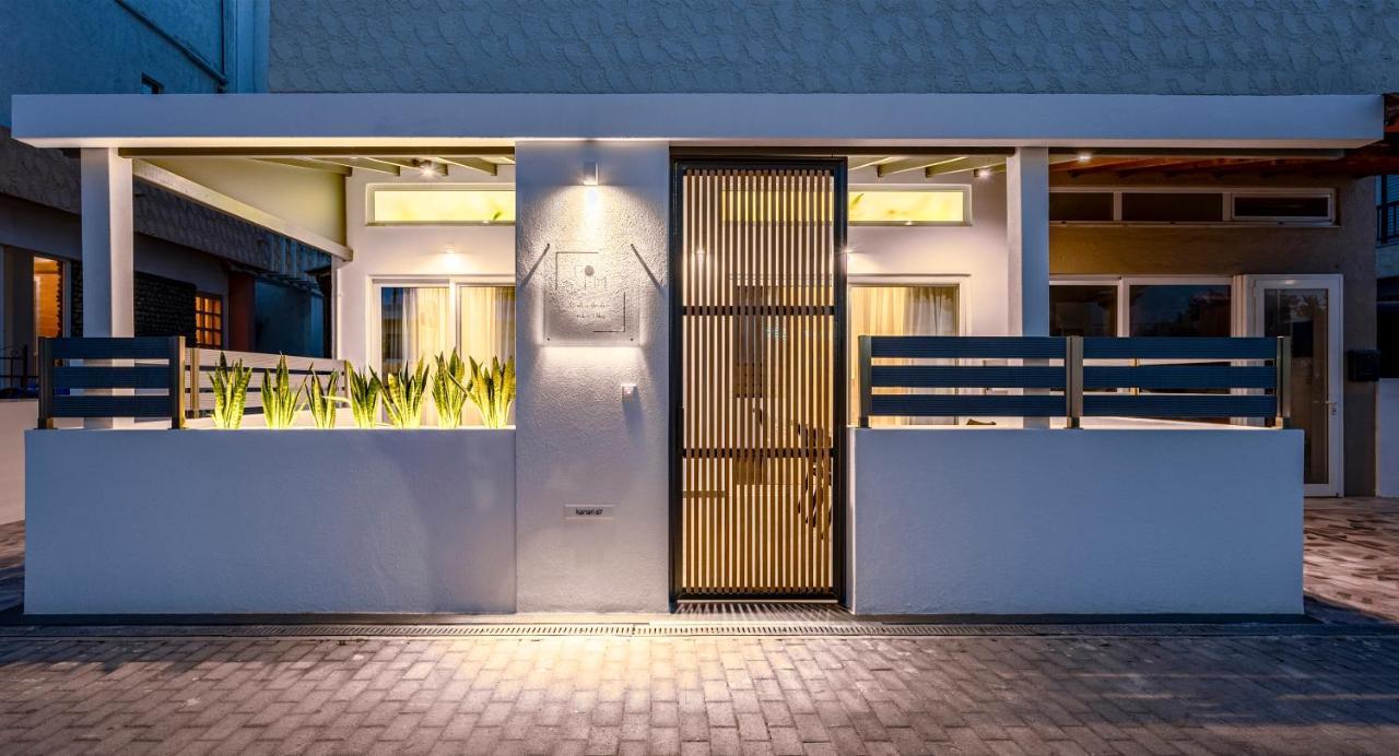 Poem Apartment Kos Town Luaran gambar